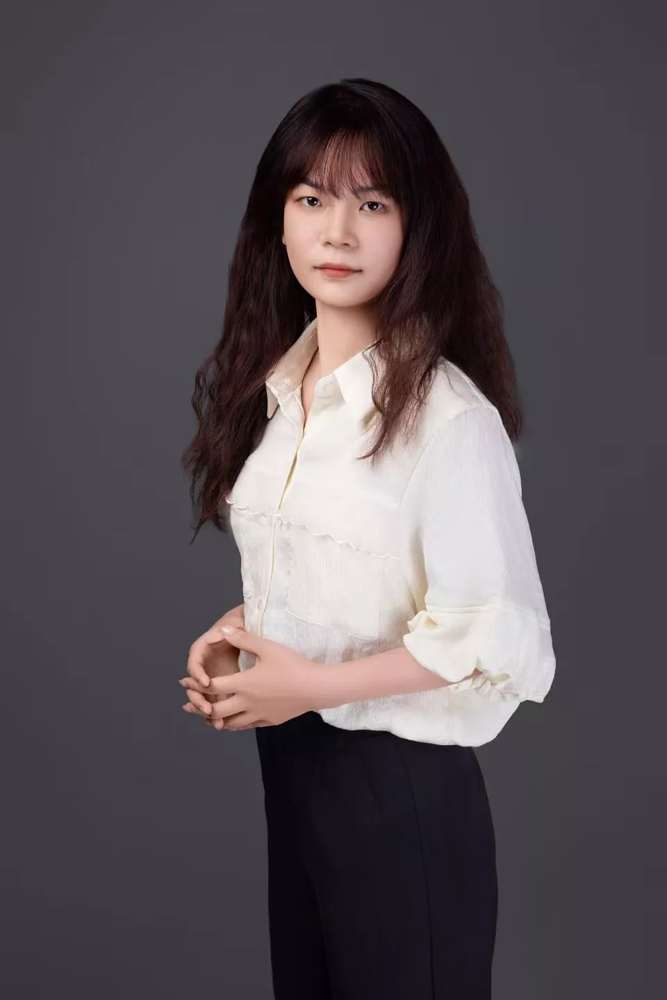 龚艳灵 政治